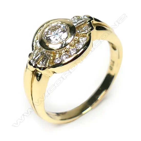 An 18ct gold and diamond dressing ring,