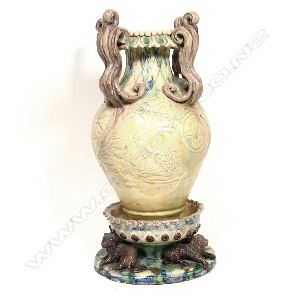An unusual Castle Hedingham Pottery vase by Edward Bingham (1829-1914), Image 1++