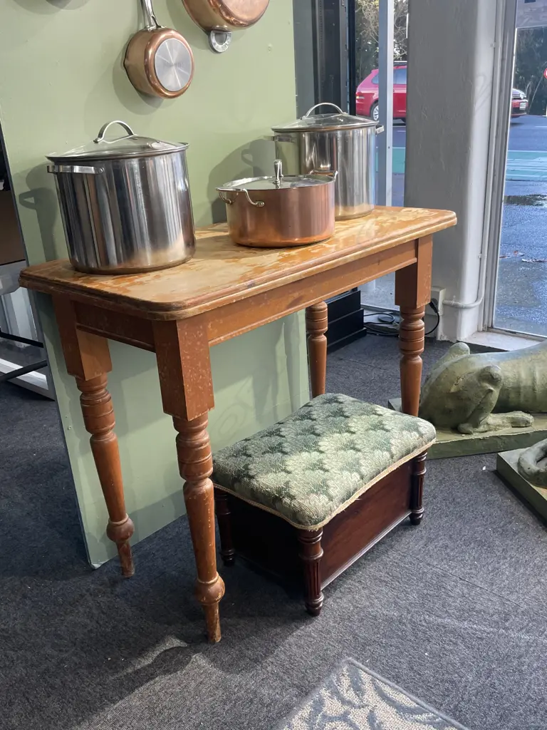 KAURI COLONIAL SIDE TABLE W 980 MM Image 1++