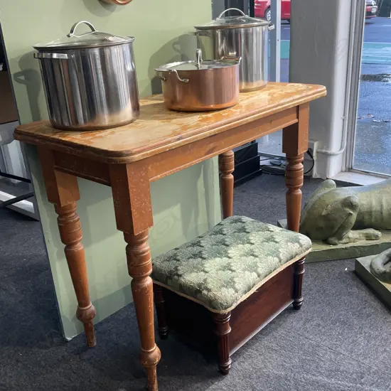 KAURI COLONIAL SIDE TABLE W 980 MM