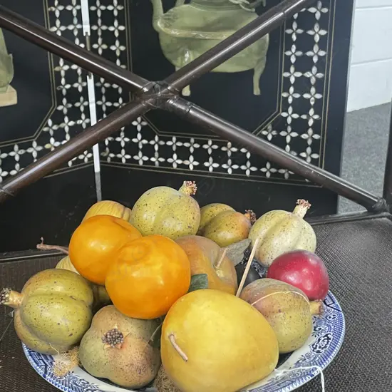 CHURCHILL WILLOW PATTERN BOWL WITH ASST ARTIFICIAL FRUIT