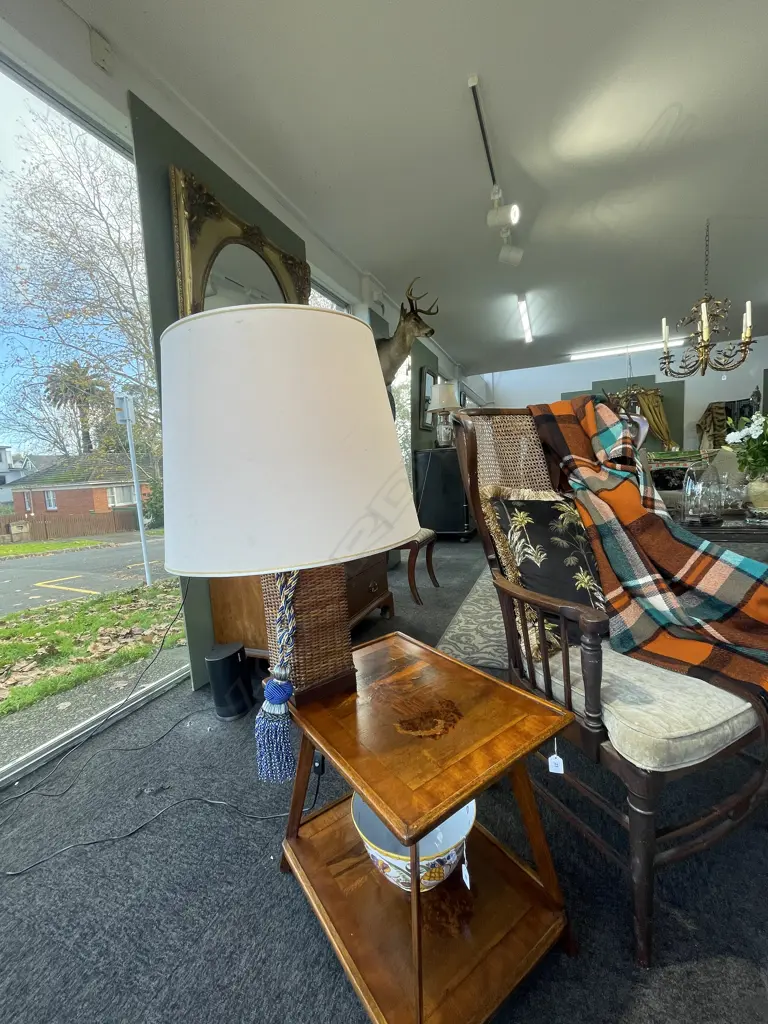 CANE SIDE LAMP WITH SHADE Image 1++