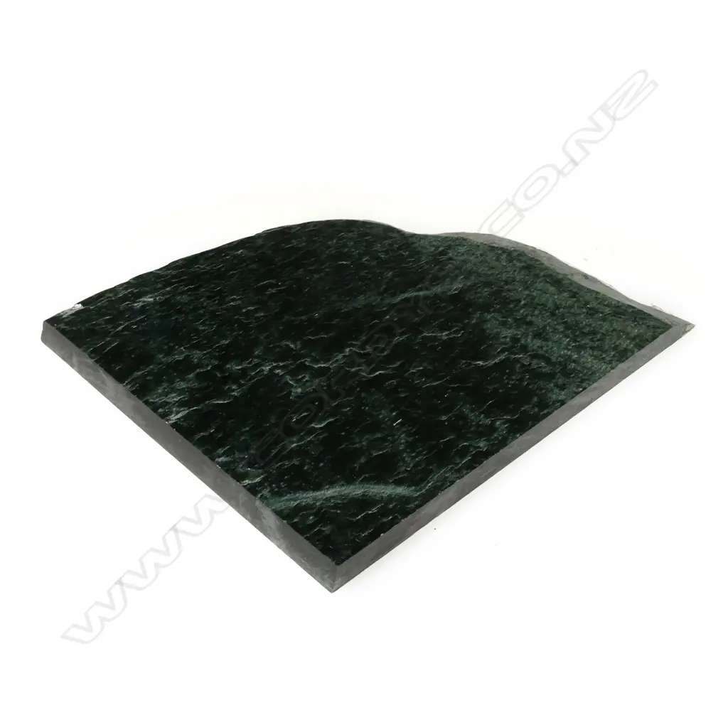 A large nephrite pounamu cut slab, Image 1++