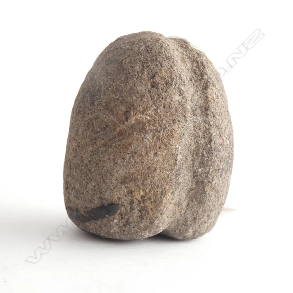 An old Māori mahi (stone sinker), Image 1++