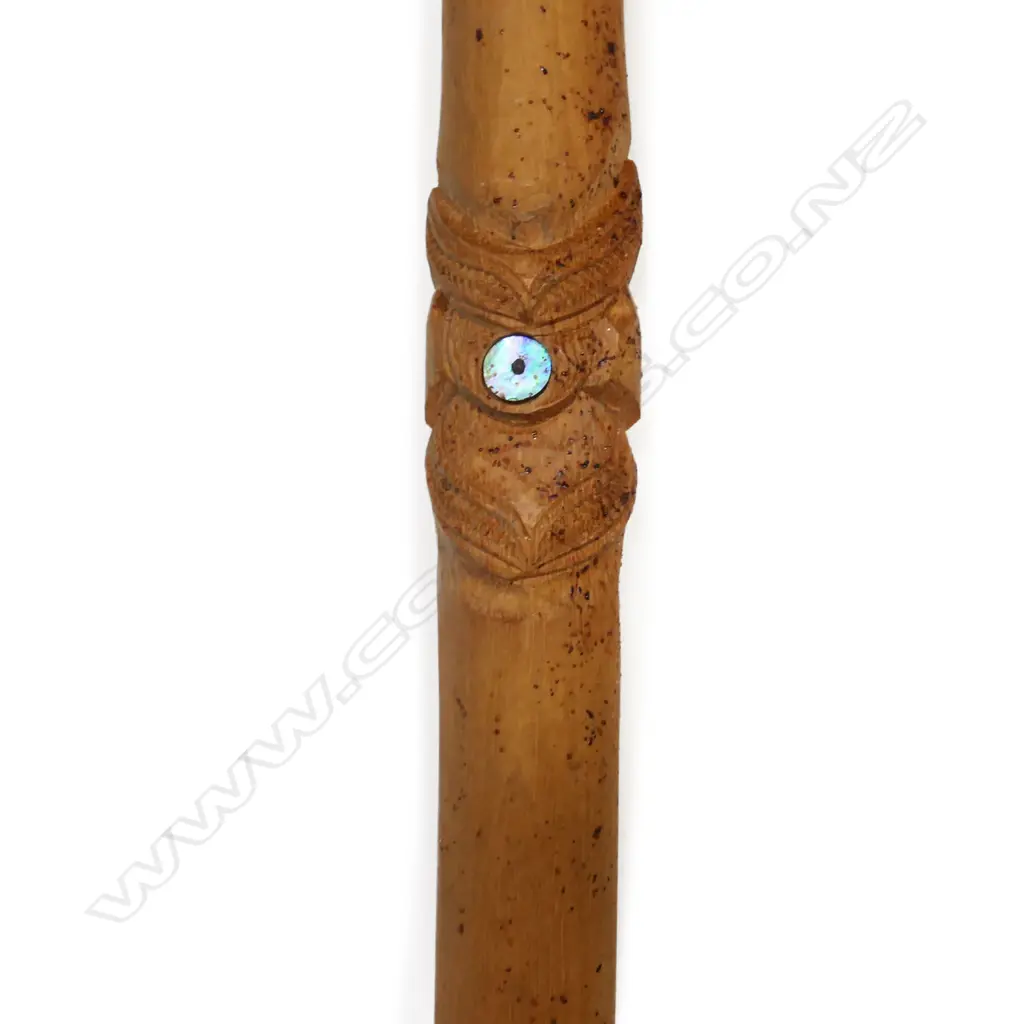 20thC Māori carved long handled kakauroa (axe) Image 1++