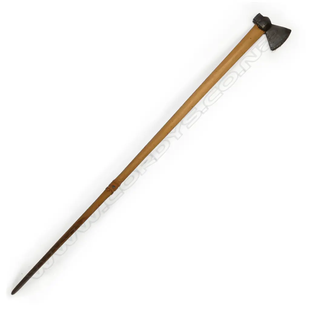 20thC Māori carved long handled kakauroa (axe) Image 1++