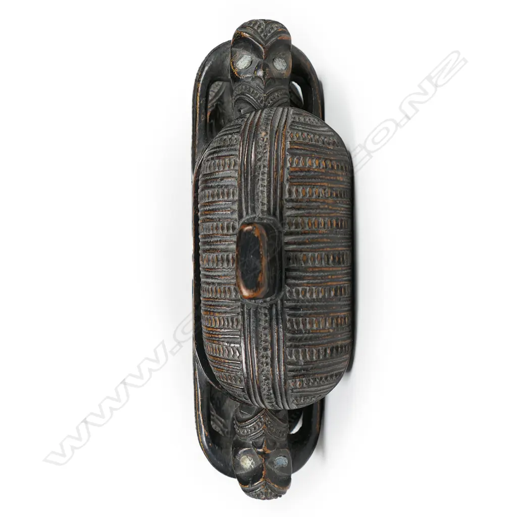 An early/mid 20thC lidded waka huia treasure box, Image 1++