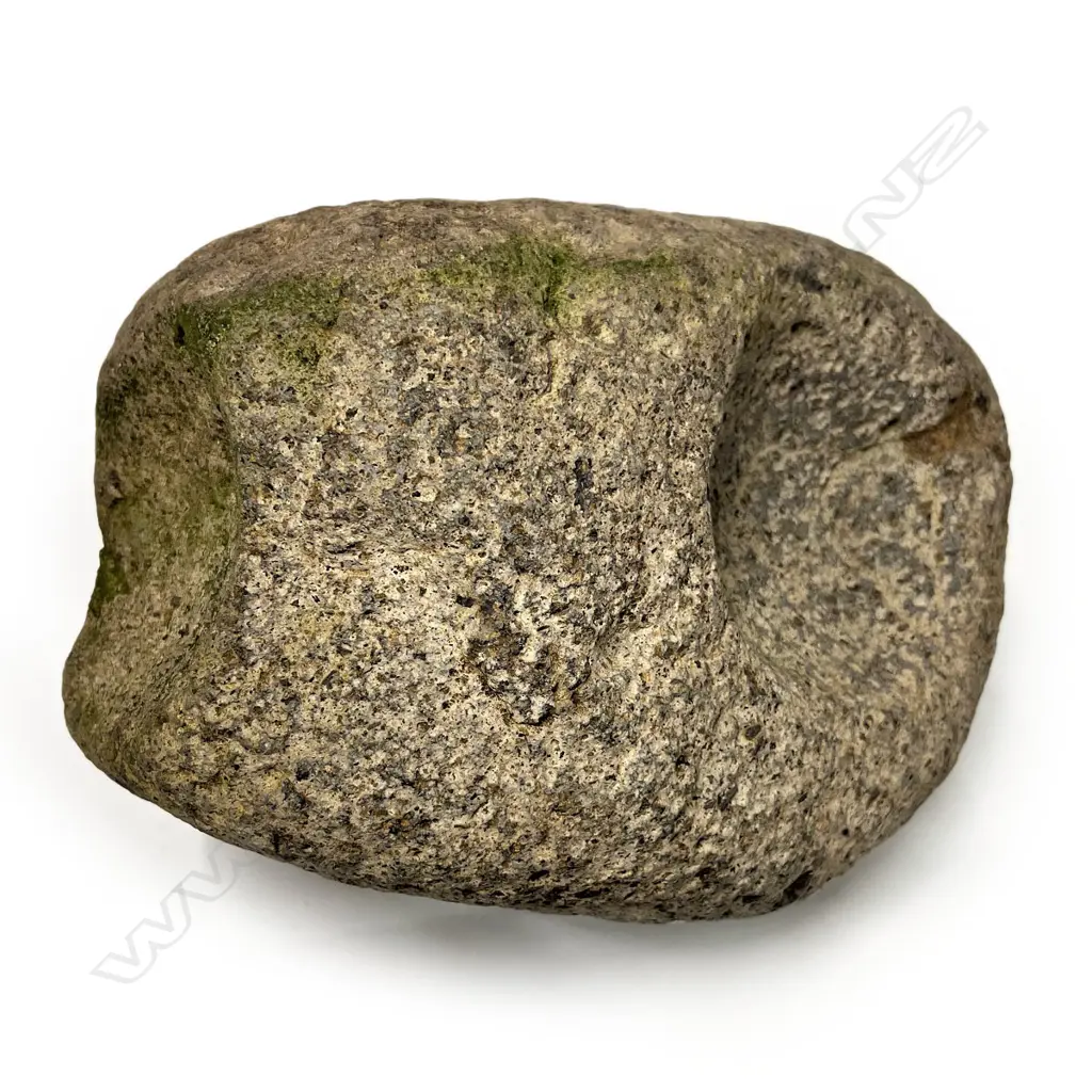 An early Māori hoanga (grinding/sharpening stone), Image 1++