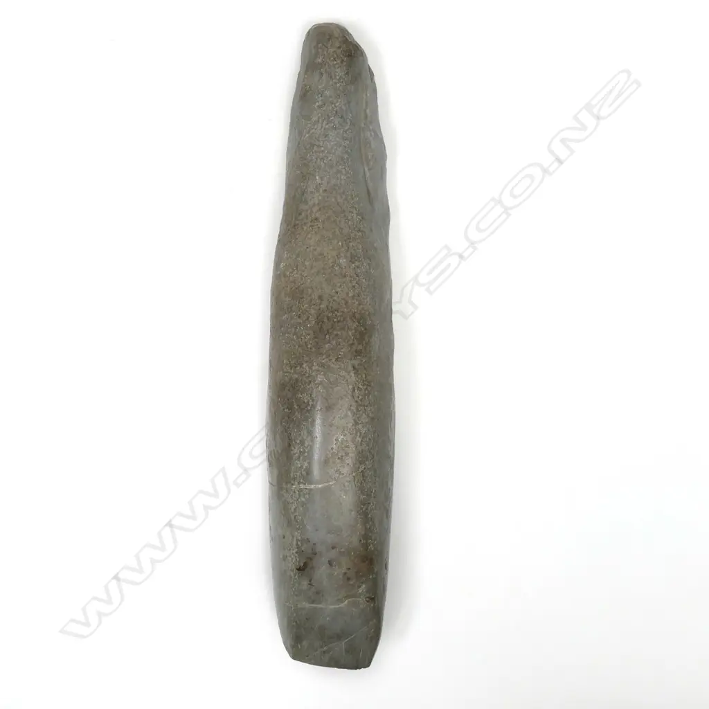 A Māori pre-European stone hogback toki (adze), Image 1++