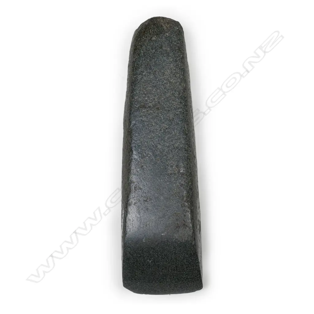 An Māori pre-European stone toki (adze), Image 1++