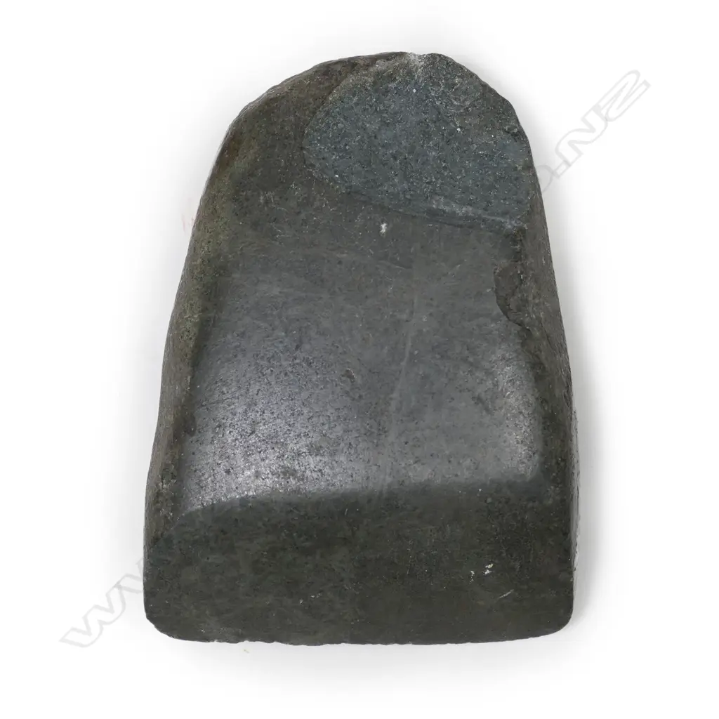 A Māori pre-European stone toki (adze), Image 1++