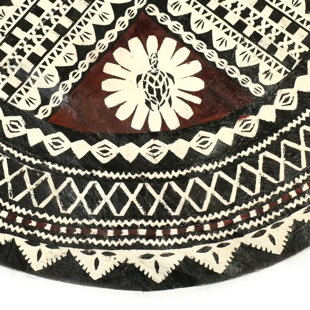 Fijian fine circular tapa cloth, Image 1++