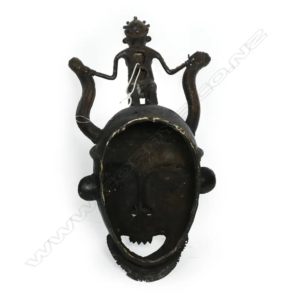 African Benin large bronze mask, Image 1++