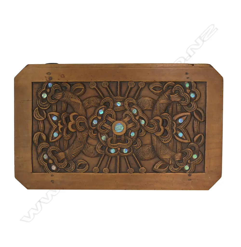 A New Zealand historically important early 20thC Māori carved small table by Henry Evan Lloyd, Image 1++