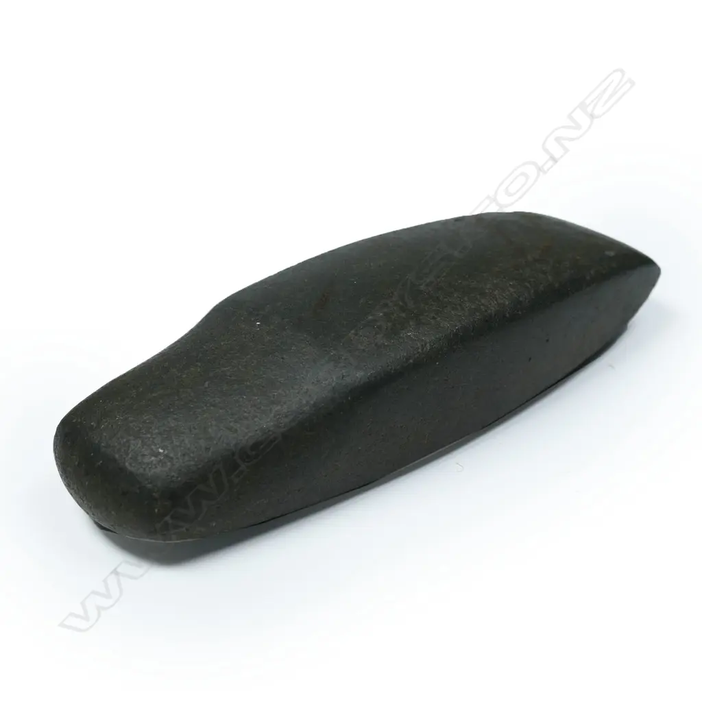 A pre-European Māori stone toki, Image 1++