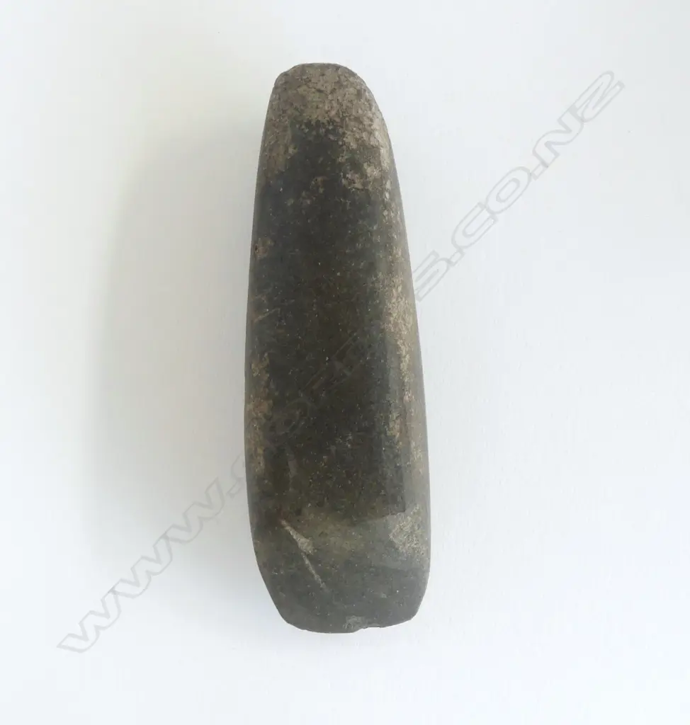 An old Māori stone toki, Image 1++