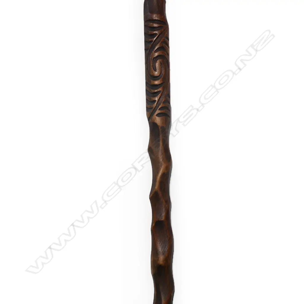 Vintage Māori folk art hardwood carved walking stick, Image 1++