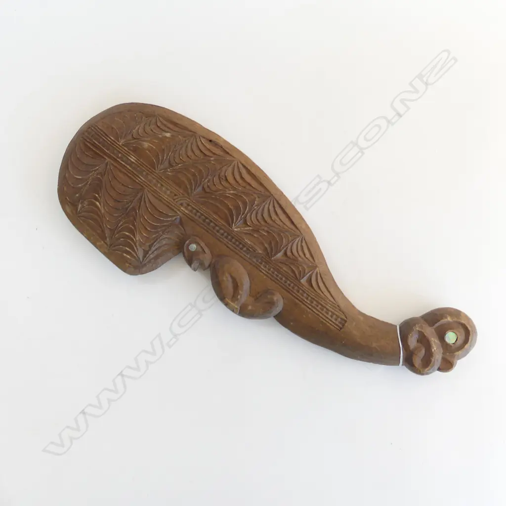 A 20thC Māori folk art carved wahaika Image 1++