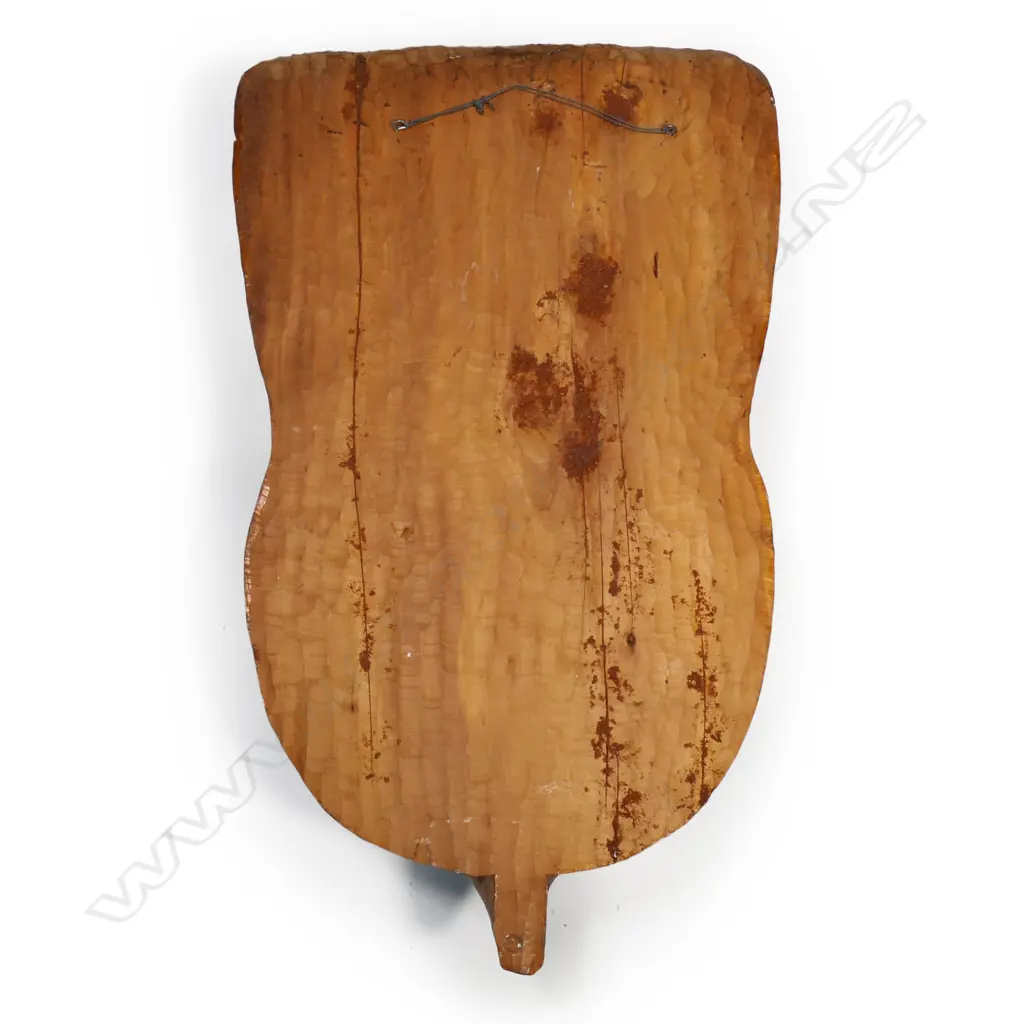 A large vintage Māori carved gable mask, Image 1++