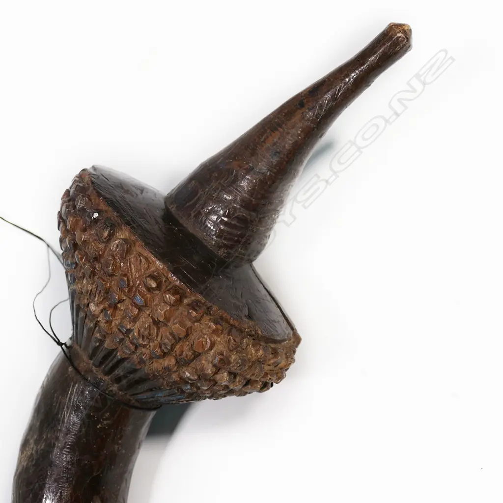 An old Fijian tokokia long club, Image 1++