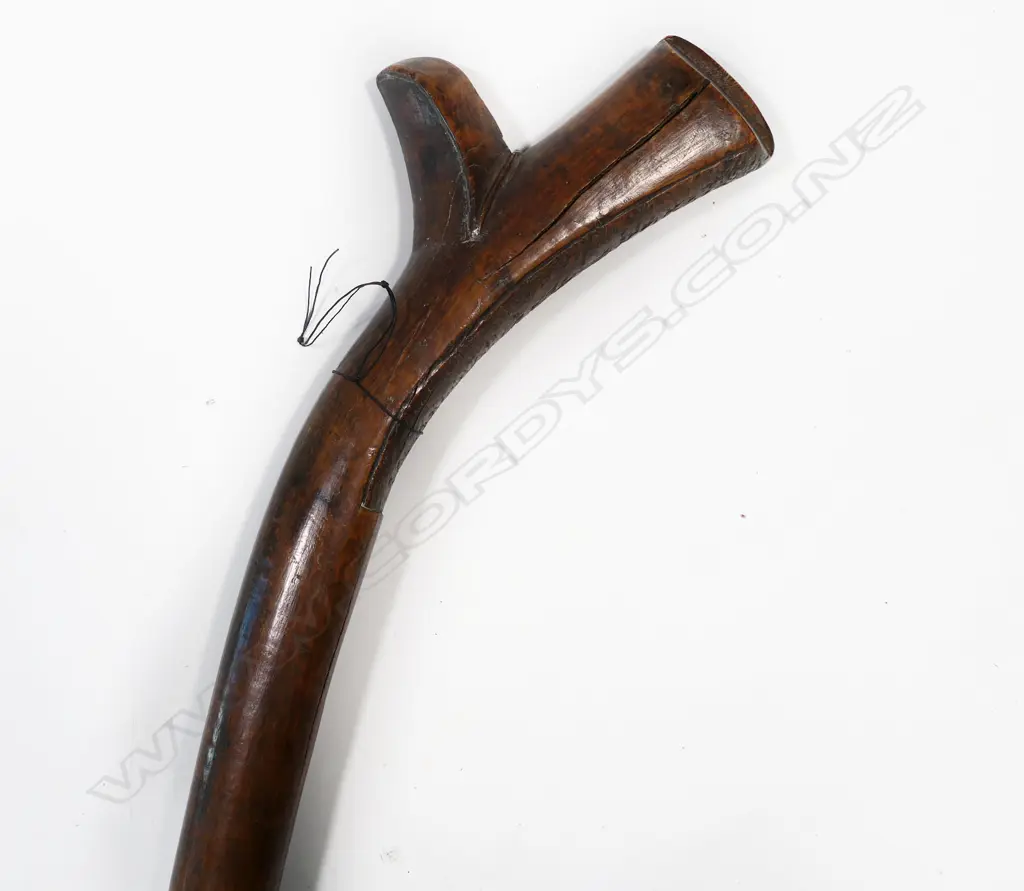 An old Fijian kiakavo long club, Image 1++