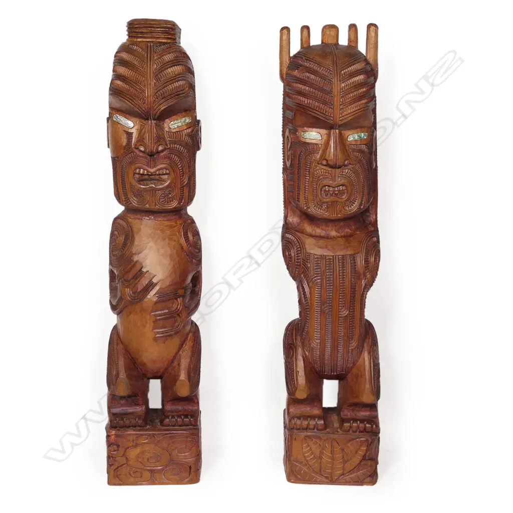 Two Māori carved tekoteko figures by Peter Hemi, Image 1++