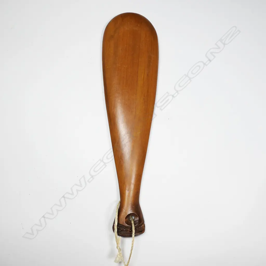 Tupara Tewhata (Northland) Māori carved patu, Image 1++