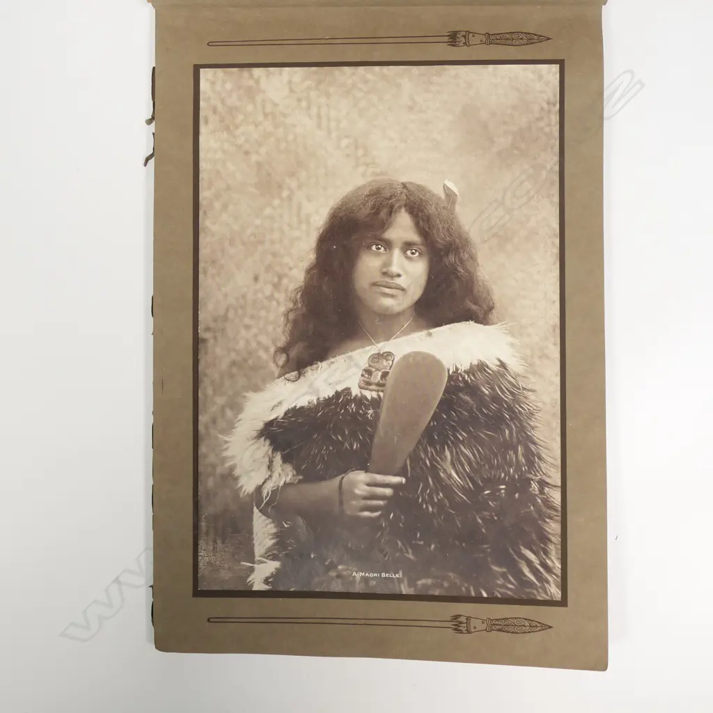 A vintage album 'Scenes From New Zealand', Image 1++