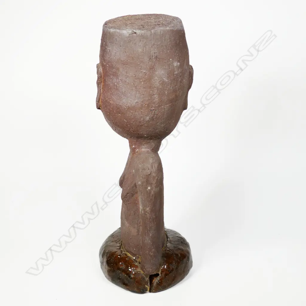 A hand sculpted terracotta figure of Papatūānuku (Earth Mother), Image 1++