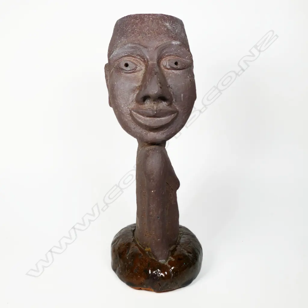 A hand sculpted terracotta figure of Papatūānuku (Earth Mother), Image 1++