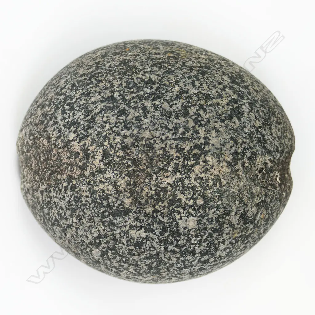 A pre-European Māori diorite (granite type) mahi (fishing sinker), Image 1++