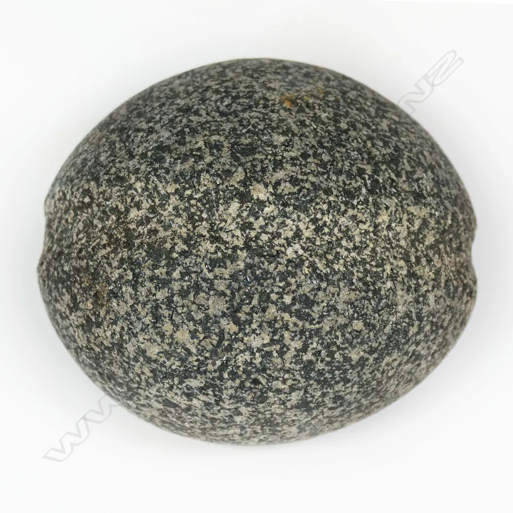 A pre-European Māori diorite (granite type) mahi (fishing sinker), Image 1++