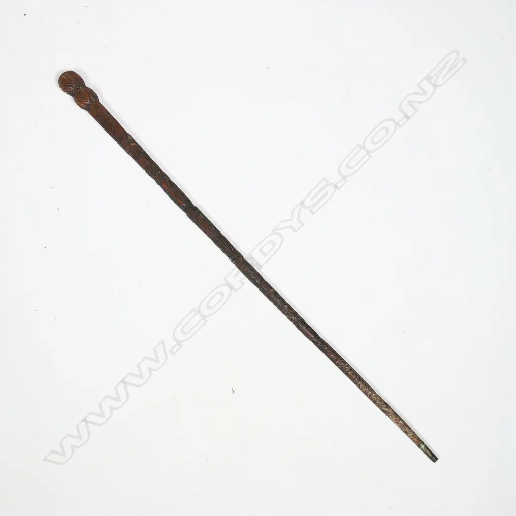 A 19thC Māori carved hardwood tokotoko (walking stick), Image 1++