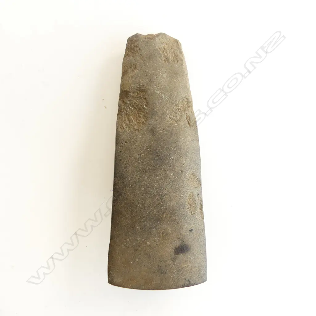 A Māori pre-European stone toki (adze), Image 1++