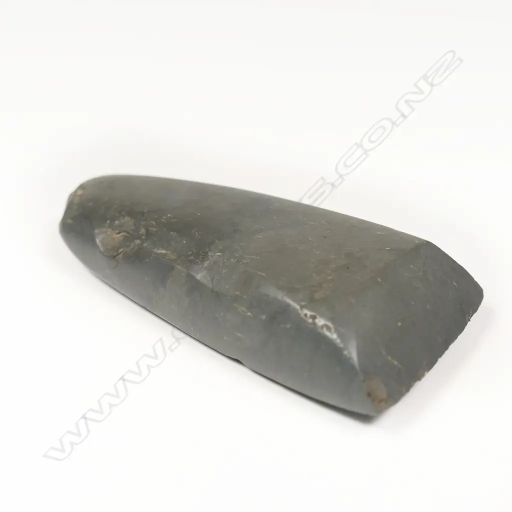 A pre-European Māori argillite toki (adze), Image 1++