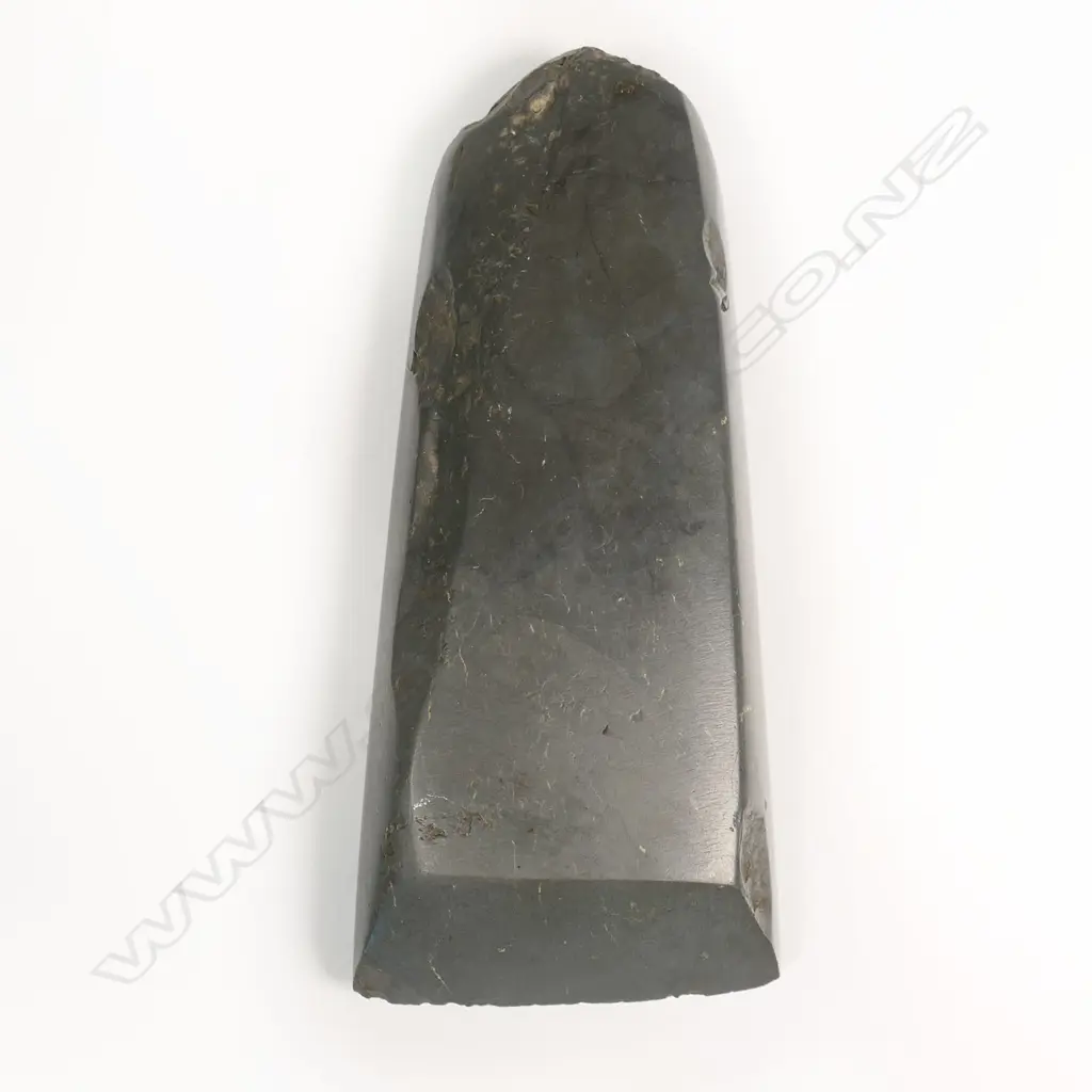 A pre-European Māori argillite toki (adze), Image 1++