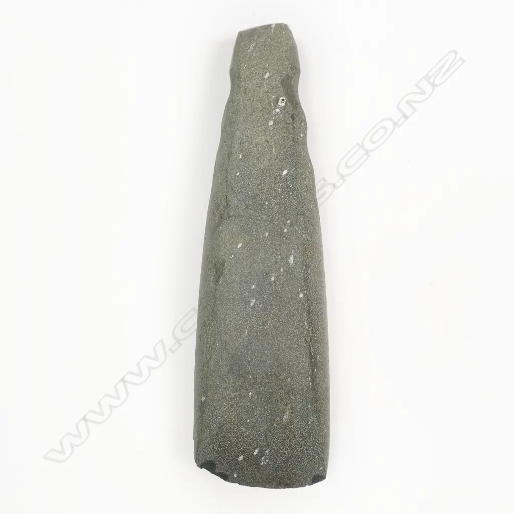 A pre-European Māori basalt toki (adze), Image 1++