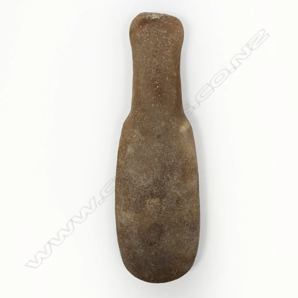 An uncommon Māori old quartz patu muka (flax pounder) Image 1++