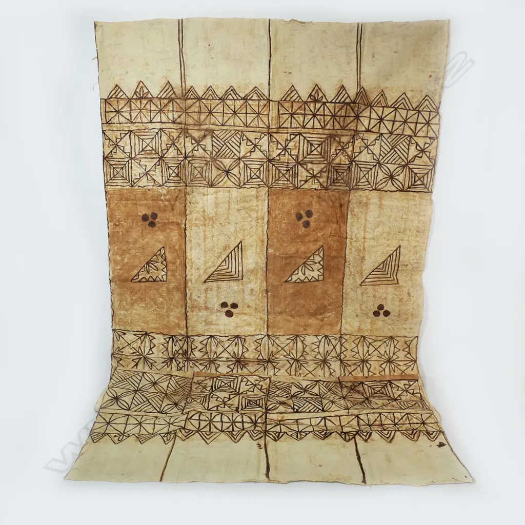 A large Tongan Tapa, Image 1++