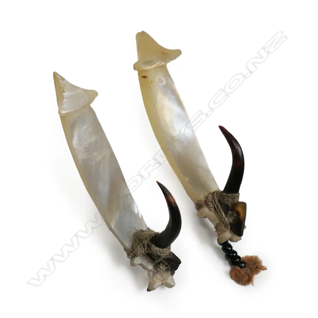 A pair of 19thC Solomon Islands mother-of-pearl and Tortoiseshell Fish Hooks, Image 1++