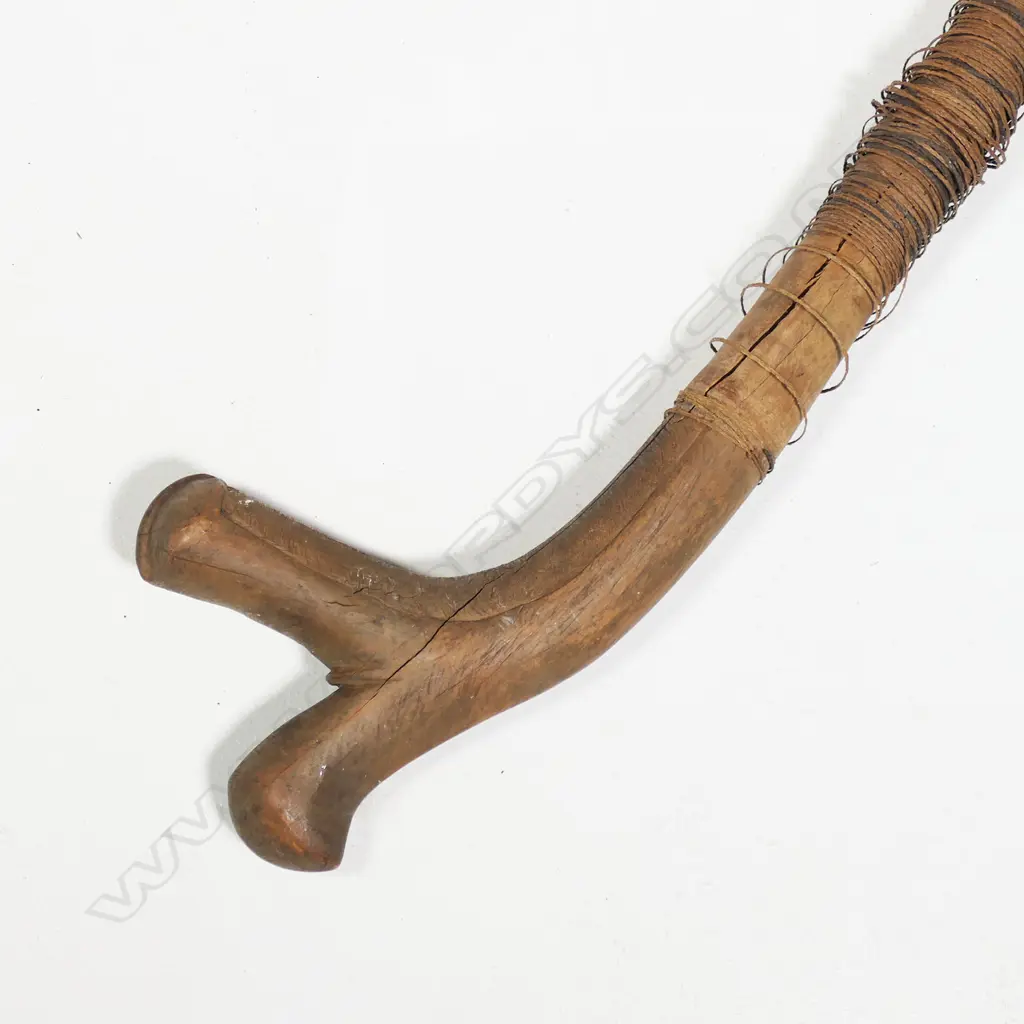 OLD FIJIAN GUN STOCK CLUB, L.960mm WITH LOOSE SENNIT BINDING Image 1++