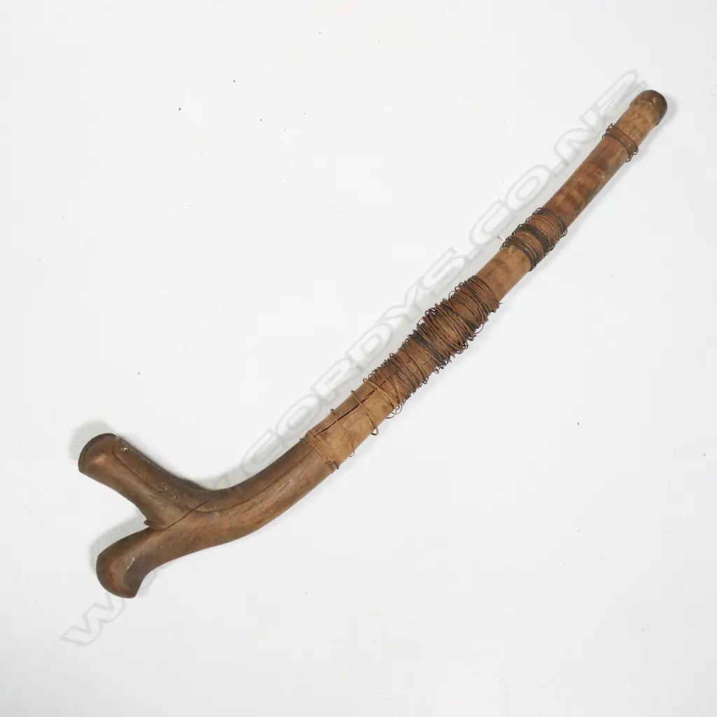 OLD FIJIAN GUN STOCK CLUB, L.960mm WITH LOOSE SENNIT BINDING Image 1++