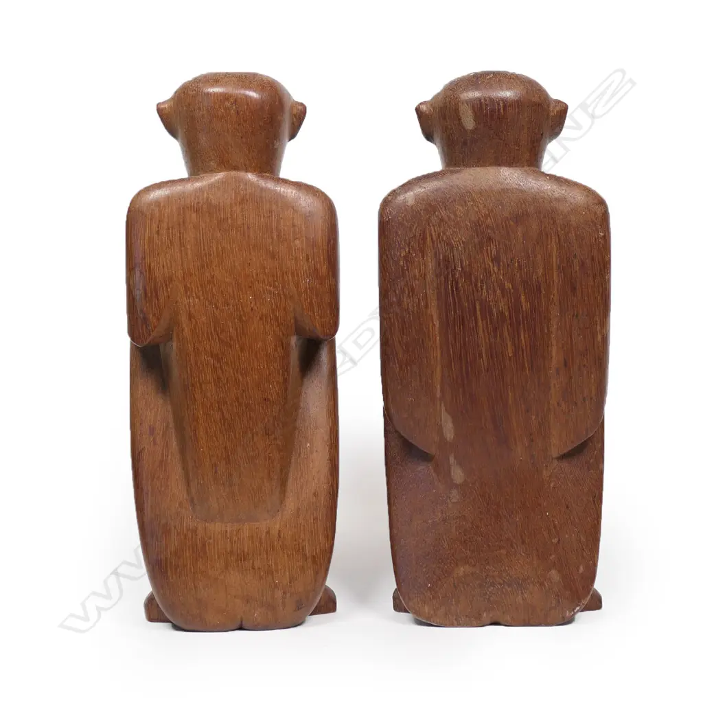A pair of Palau carved hardwood figures, Image 1++