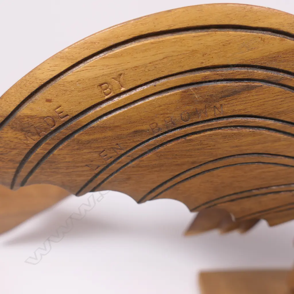 A Pitcairn Island carved wooden flying fish, Image 1++