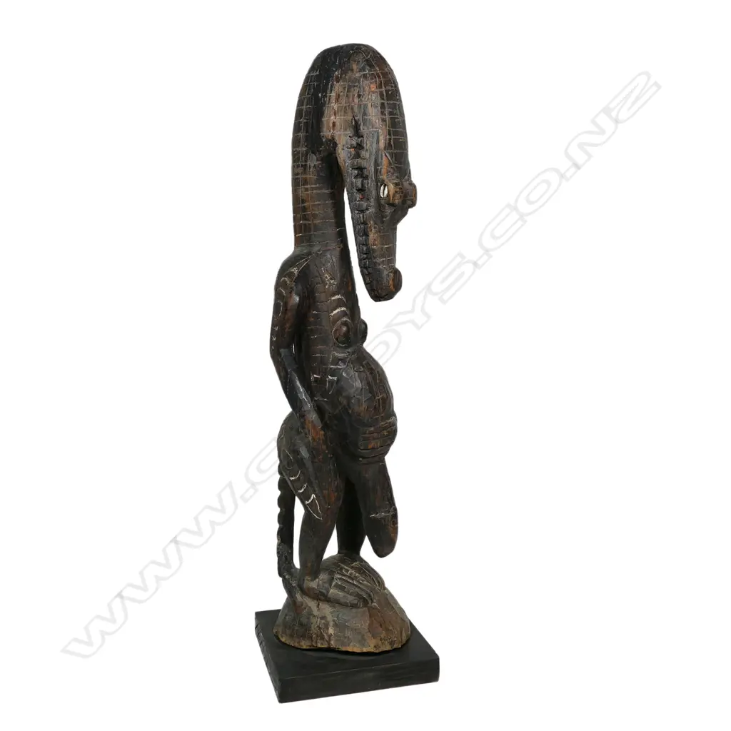 PNG standing crocodile man wooden sculpture, Image 1++