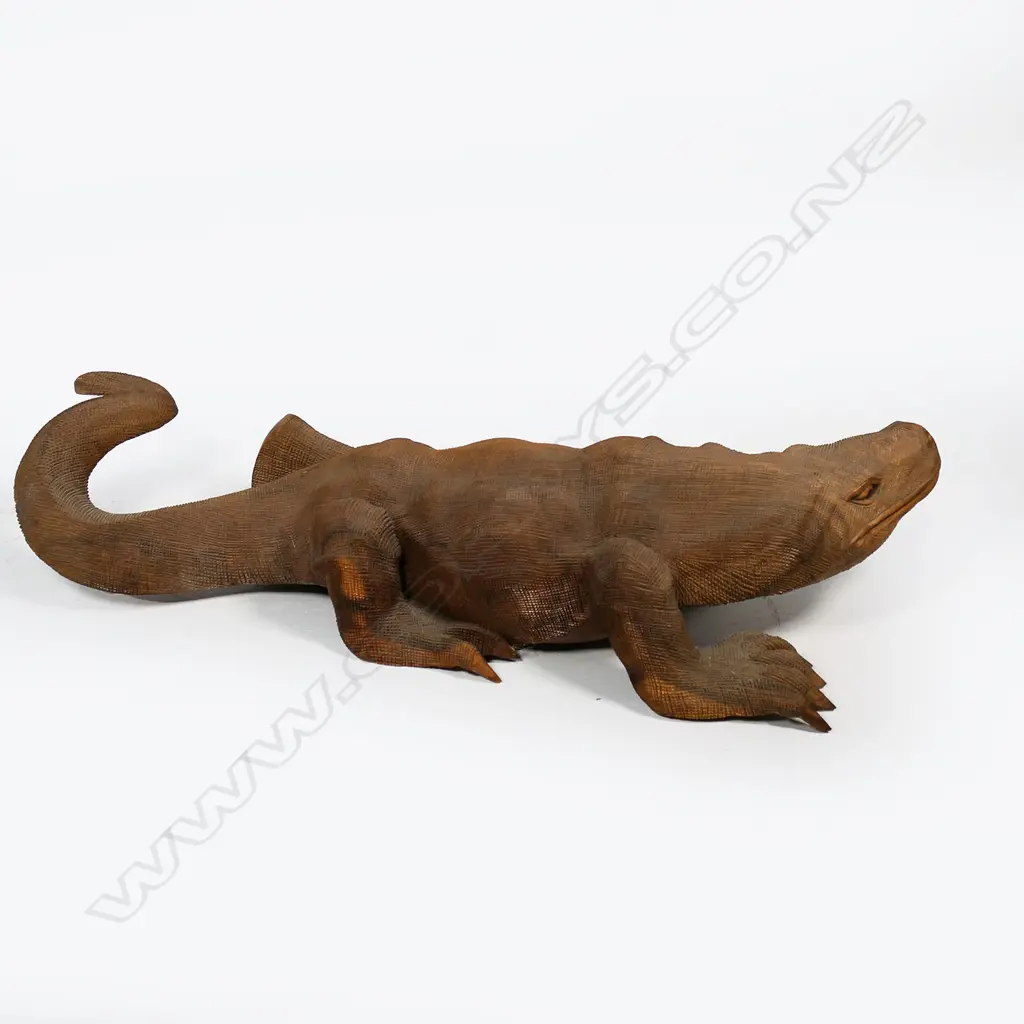 Large Indonesian hand-carved wooden Komodo dragon, Image 1++