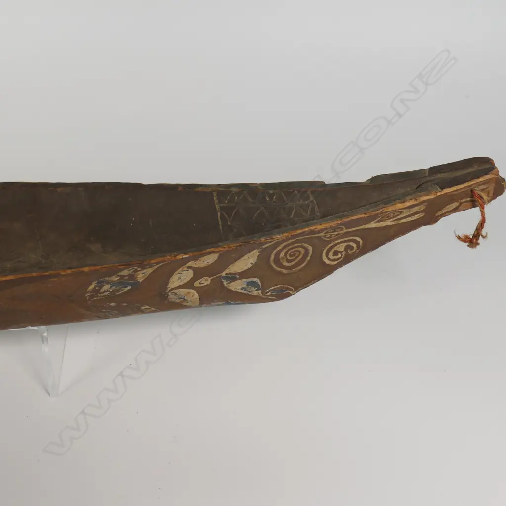 American Antique Hand-Hewn Model Canoe, Image 1++