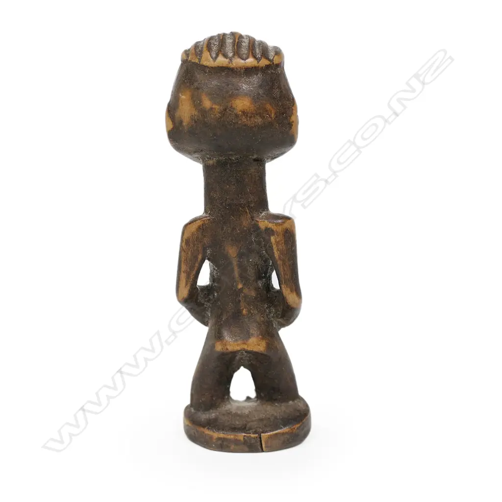 A Namibian Tabwa People small wooden bushman figure on stand, Image 1++