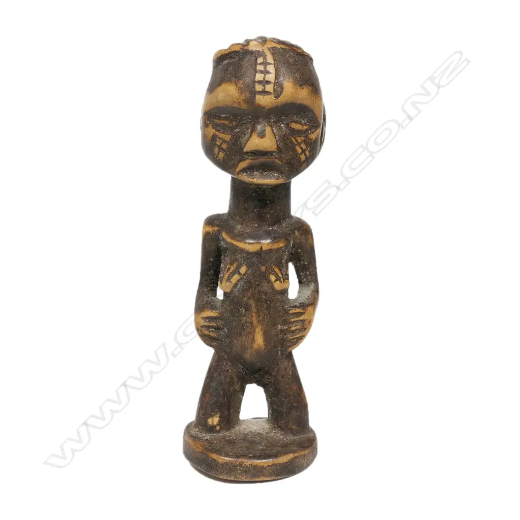 A Namibian Tabwa People small wooden bushman figure on stand, Image 1++