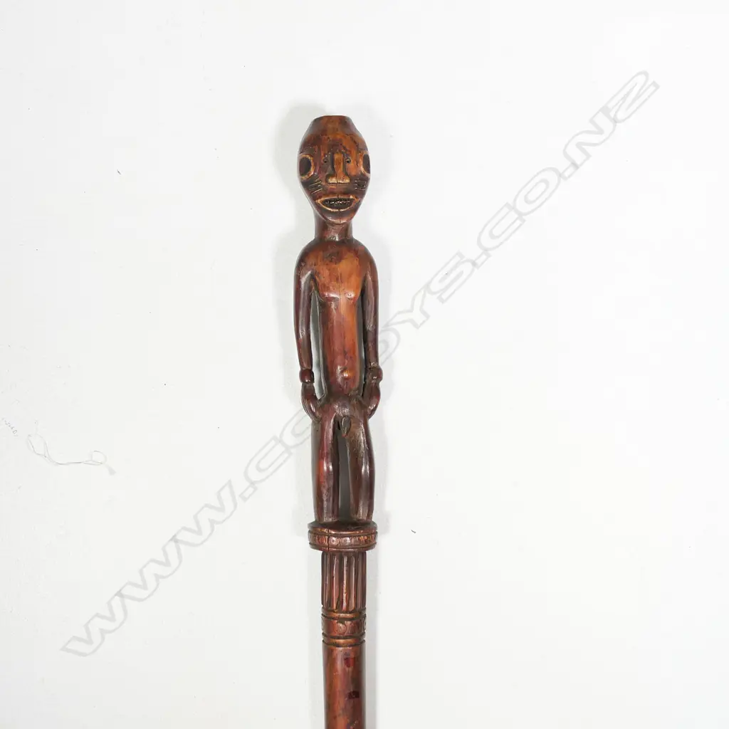 Sudanese staff surmounted by figure with inset copper teeth, Image 1++